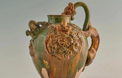 Fully Embrace the Return of 90s fashion